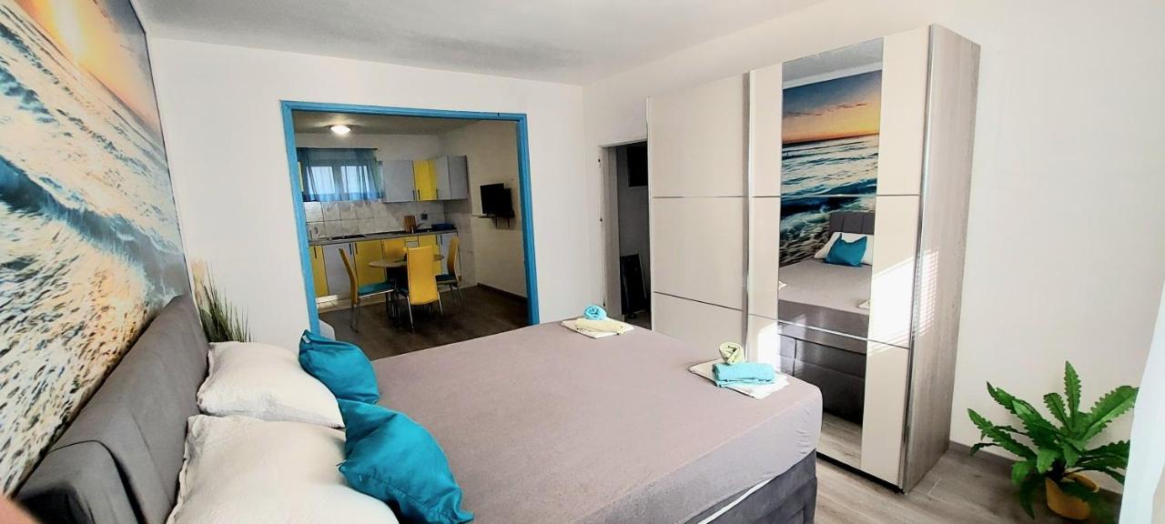 Luna Apartments Baska Voda Ngoại thất bức ảnh