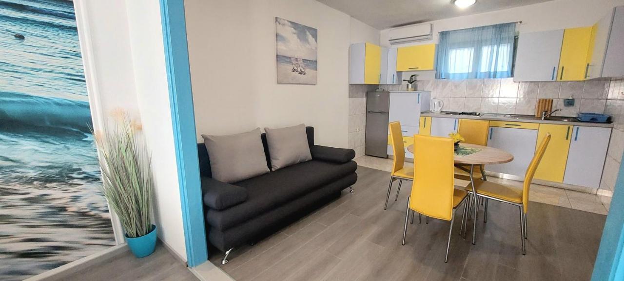 Luna Apartments Baska Voda Ngoại thất bức ảnh