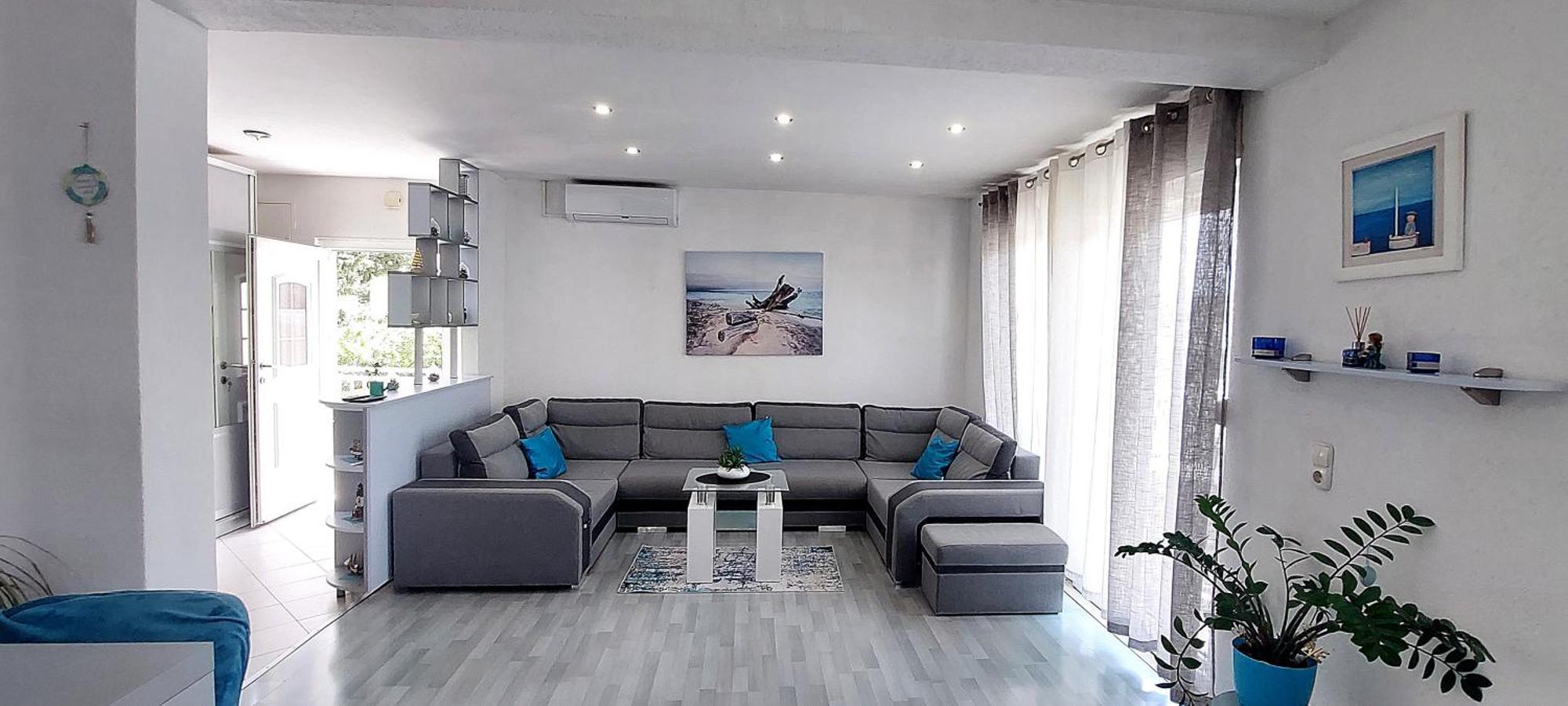 Luna Apartments Baska Voda Ngoại thất bức ảnh