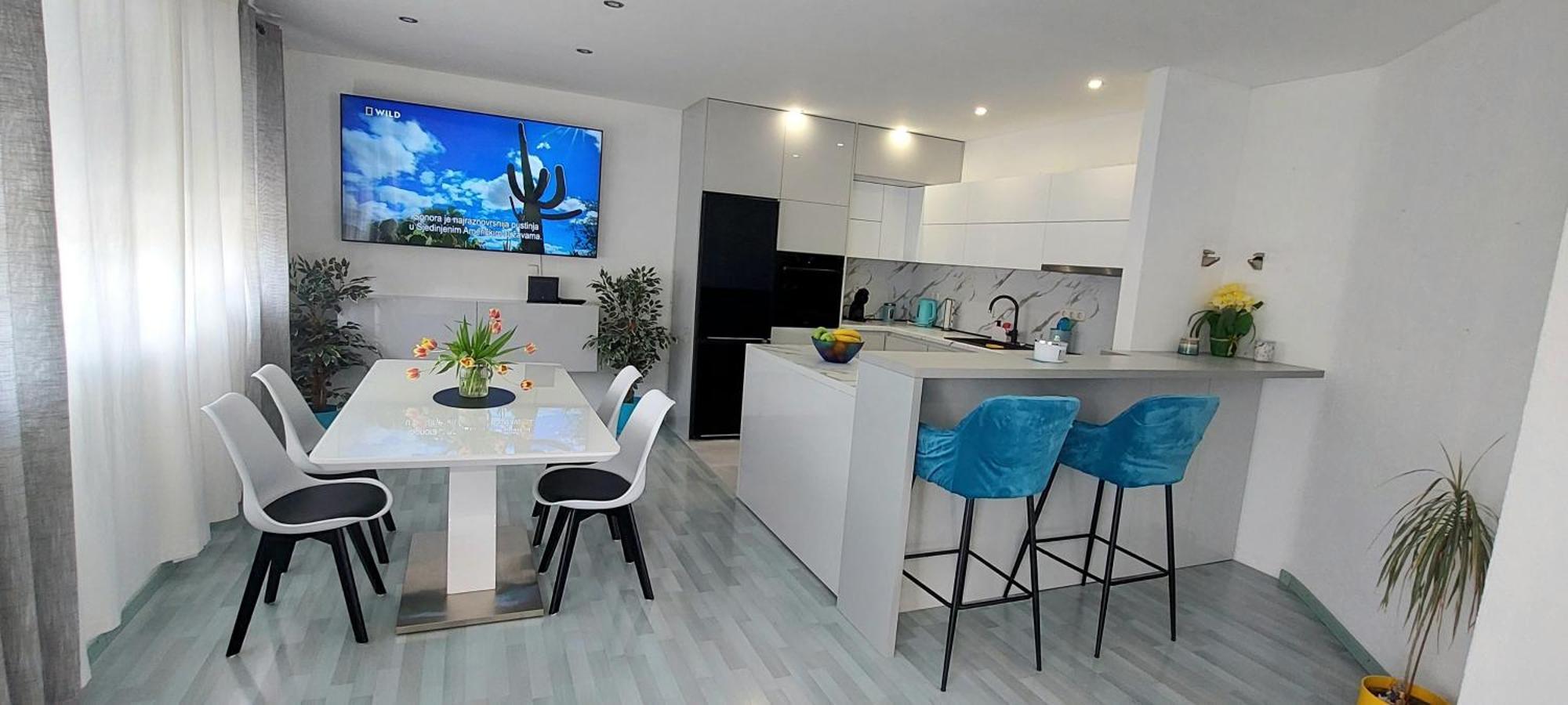 Luna Apartments Baska Voda Ngoại thất bức ảnh